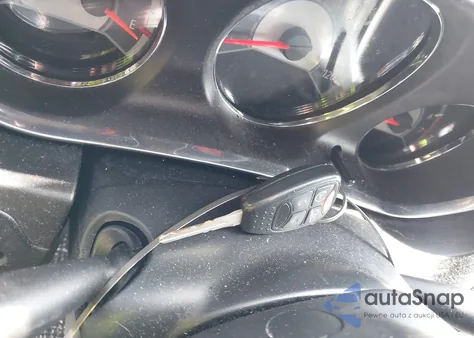 2013 Chrysler 200 Touring z USA, uszkodzony, nr VIN 1C3CCBBB8DN550171